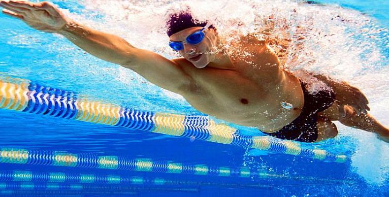 1223-natacion